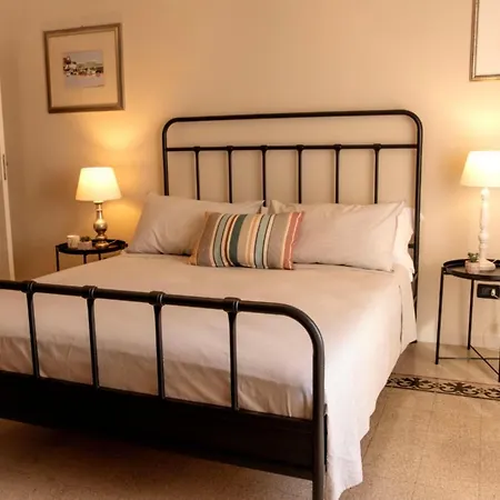 Casa Bebella Bed & Breakfast *